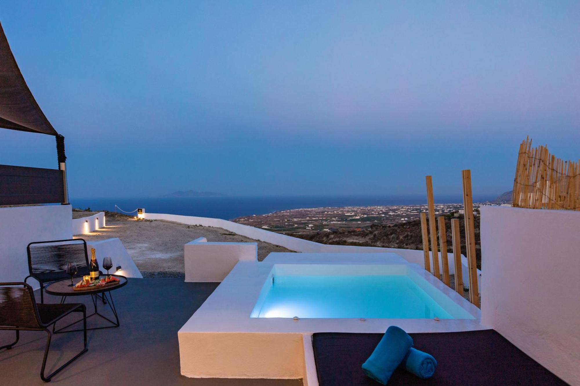 Lackos Luxury Suites Imerovígli Extérieur photo